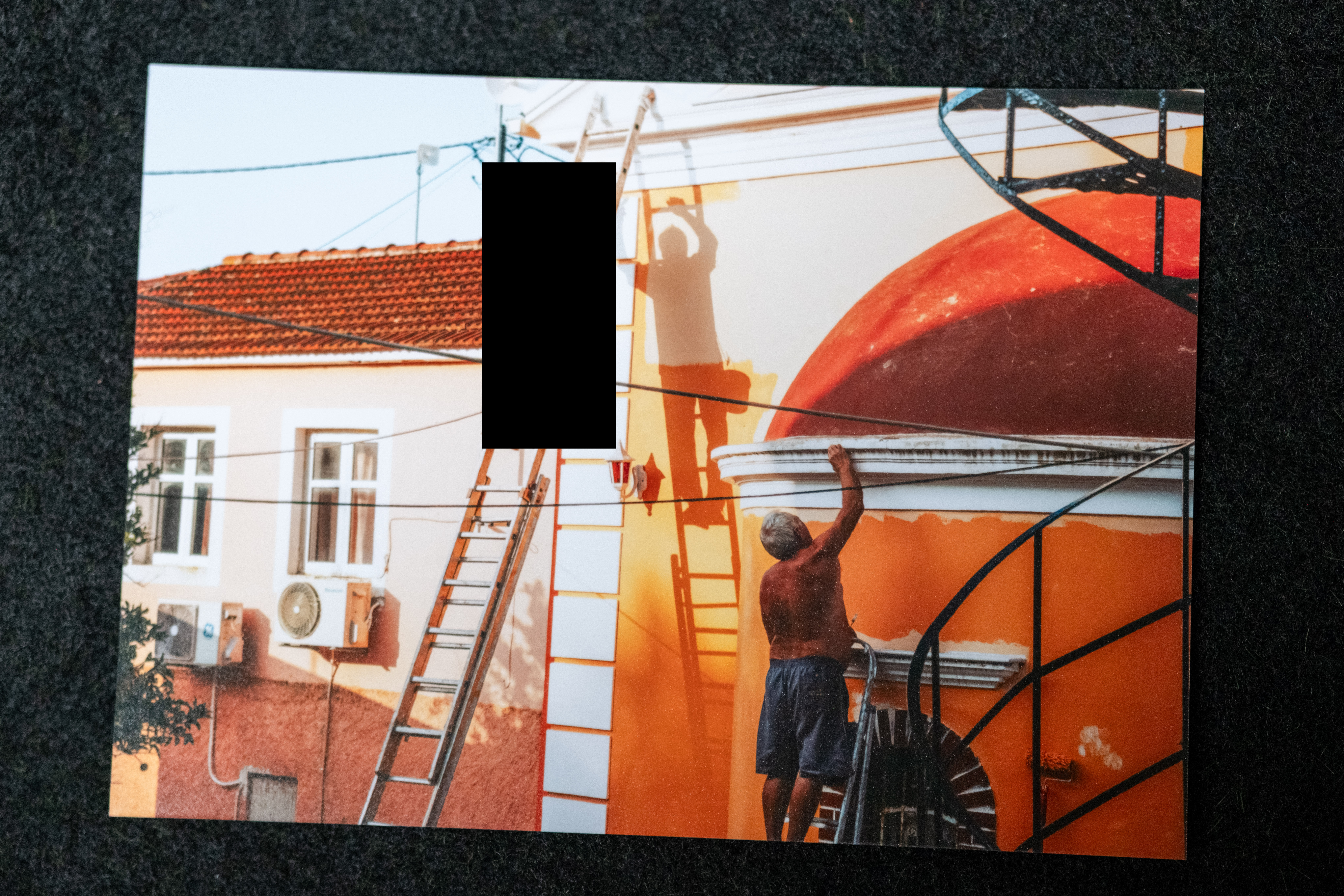 Orange structure, residential neighbourhood