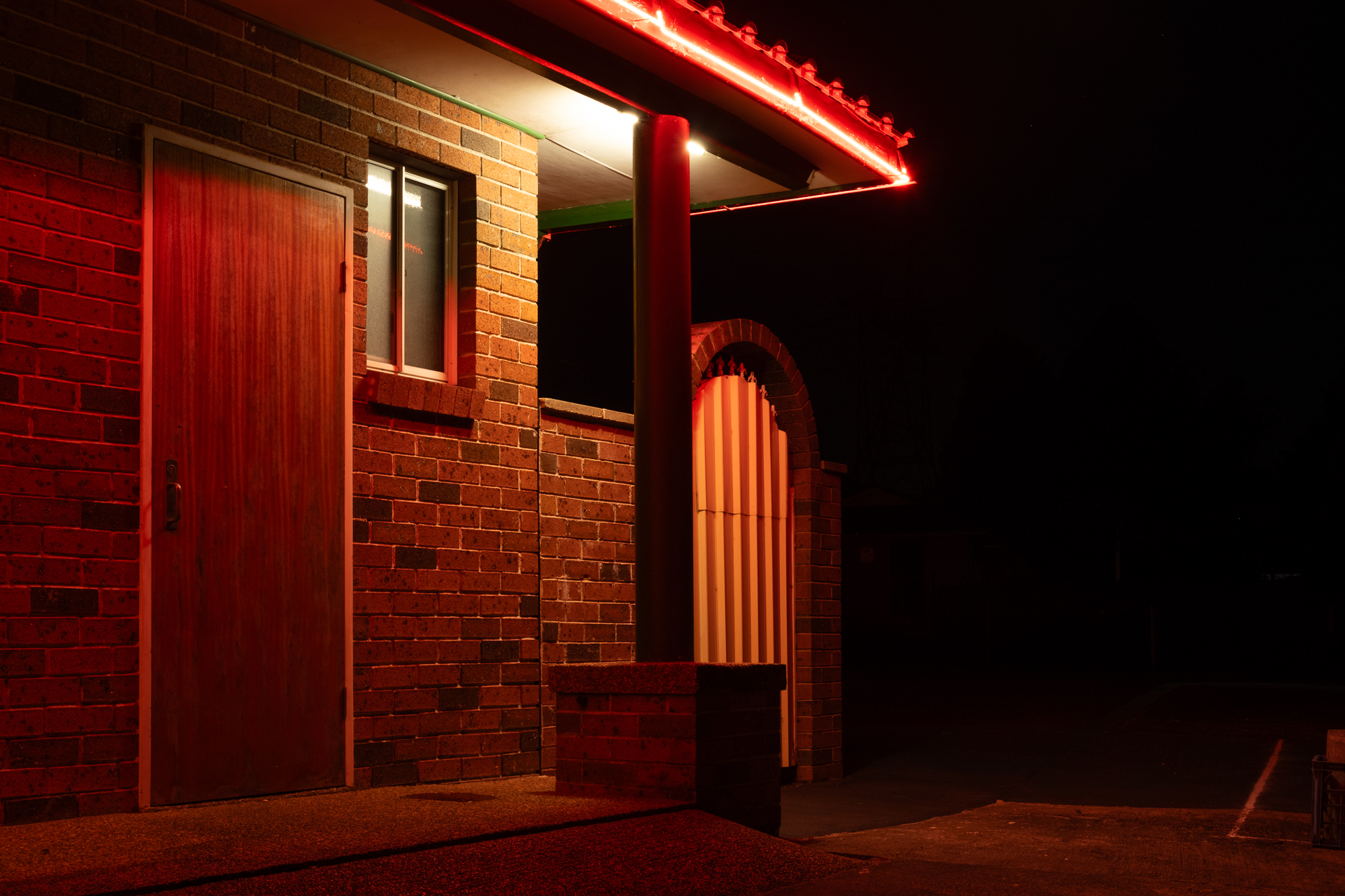 Neon facade, Mount Kuring-gai Motel